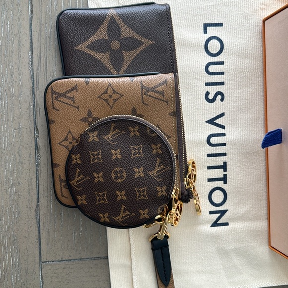 Louis Vuitton Trio Pouch Reverse Giant Monogram Wristlet - Picture 2 of 12